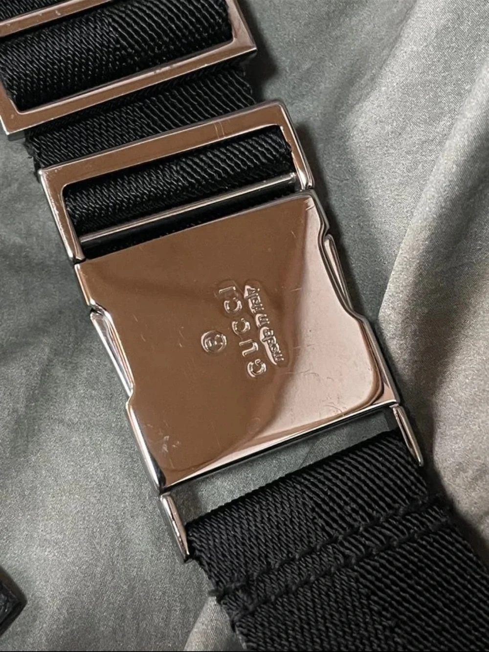 Gucci Black Men's Belt Bag with Red Trim